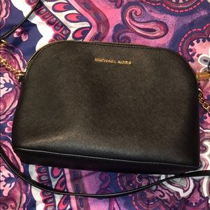 Small authentic Michael Kors crossbody